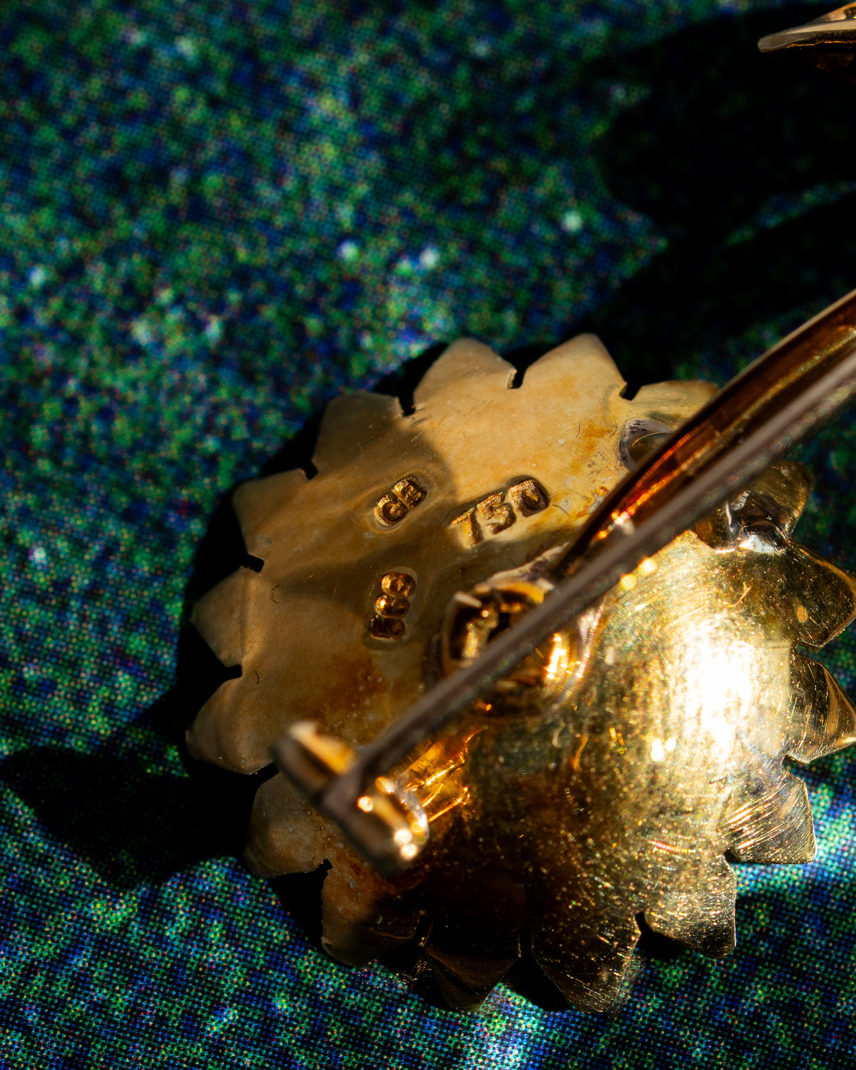 Carl Bucherer 18k Gold Multicolour Gemstone Flower Brooch